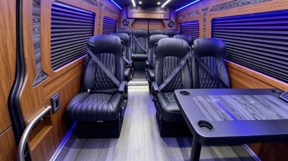 18 passenger sprinter van rental thousand oaks