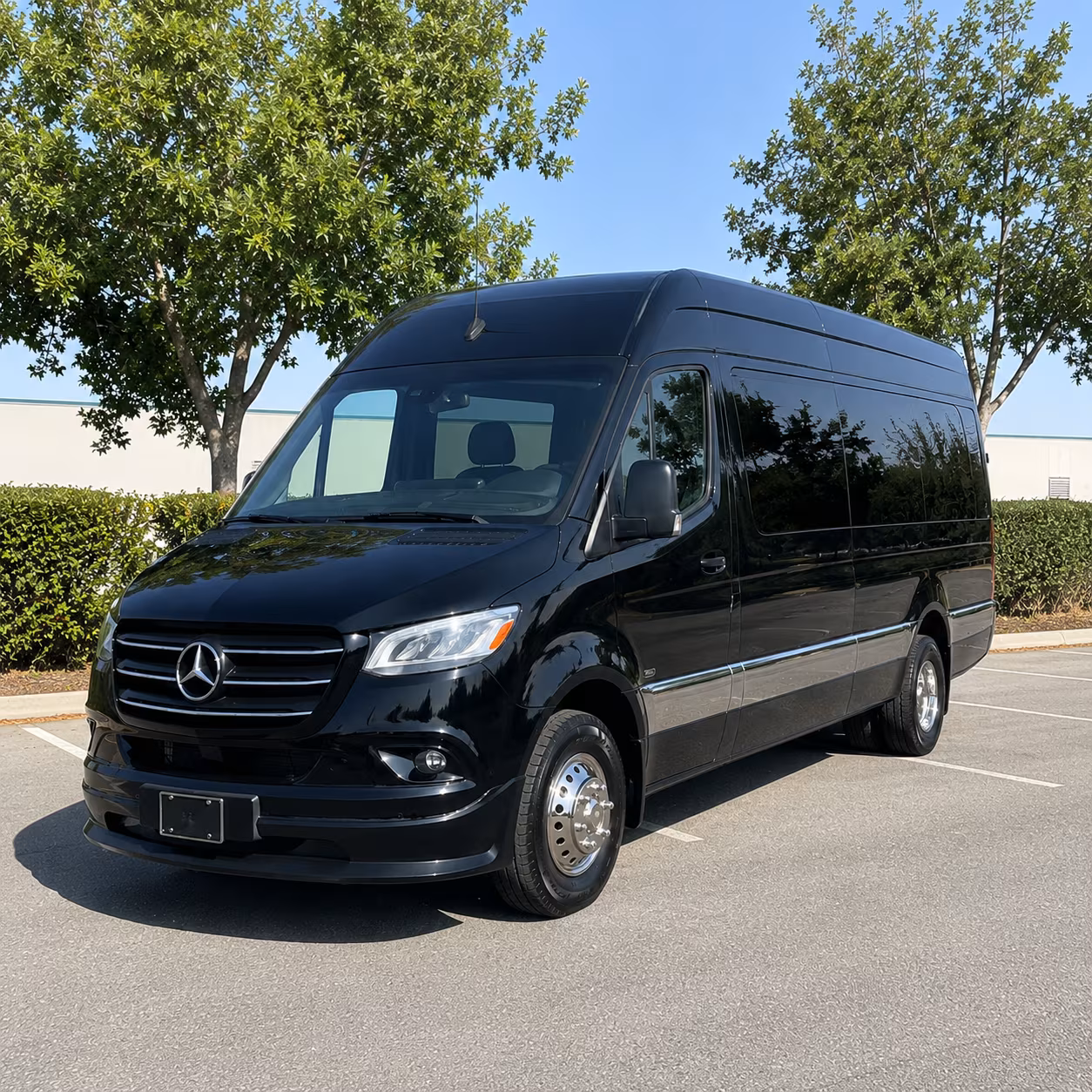 find the perfect transportation for your next airport transfer 5