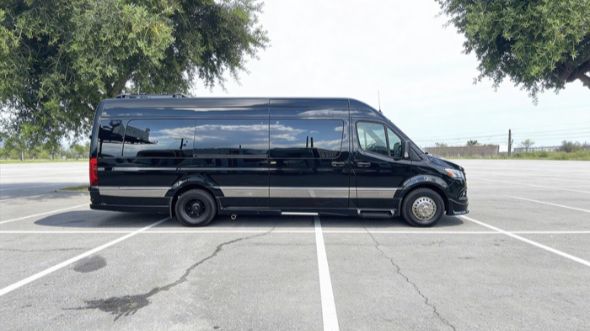 thousand oaks private event sprinter van rental